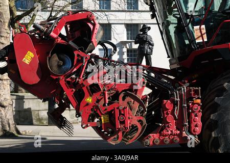 Westminster, Londres, Royaume-Uni. 4 mars 2025. Les agriculteurs manifestent à Westminster. Credit : Matthew Chattle/Alamy Live News Banque D'Images