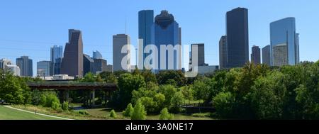 Vue du centre-ville de Houston depuis Buffalo Bayou Park Banque D'Images