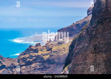 Tenerife vue mer avec Buenavista del Norte Phare la Laja sur Tenerife, Canaries, Espagne Banque D'Images