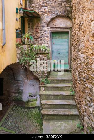 Impression de Borgomaro, une commune de la province d'Imperia dans la région italienne Ligurie Banque D'Images