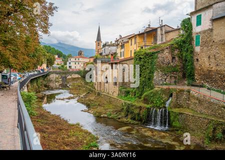 Impression de Borgomaro, une commune de la province d'Imperia dans la région italienne Ligurie Banque D'Images