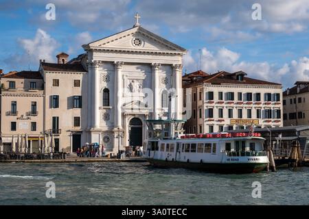 Venise, IT - 12 octobre 2024 : Chiesa di Santa Maria della Visitazione in Zattere Banque D'Images