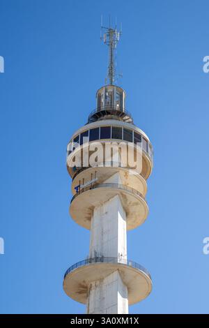 Torre Tavira II vue depuis Santa María del Mar Beach, Cádiz, Spain Banque D'Images