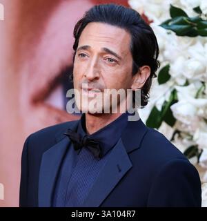 (FILE) Adrien Brody remporte l'Oscar du meilleur acteur dans un rôle principal pour 'The Brutalist' lors de la 97e cérémonie annuelle des Oscars le dimanche 2 mars 2025. HOLLYWOOD, LOS ANGELES, CALIFORNIE, États-Unis - 13 SEPTEMBRE : L'acteur américain Adrien Brody arrive à la première à Los Angeles de 'Blonde' de Netflix qui a eu lieu au TCL Chinese Theatre IMAX le 13 septembre 2022 à Hollywood, Los Angeles, Californie, États-Unis. (Photo de Xavier Collin/image Press Agency) Banque D'Images