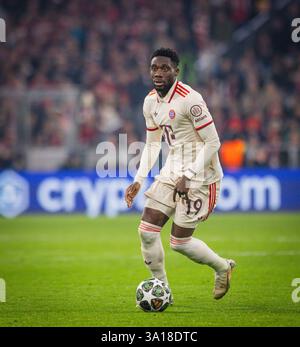 Munich, Allemagne. 05 mars 2025. Alphonso Davies (FCB) FC Bayern München - Bayer Leverkusen 05.03.2025 Copyright (nur für journalistische Zwecke) by Banque D'Images