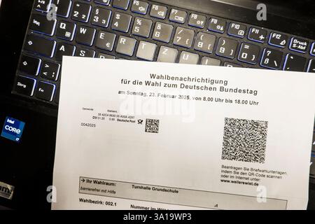 Notification officielle d'élection avec demande de carte de vote pour l'élection du Bundestag, Allemagne Banque D'Images
