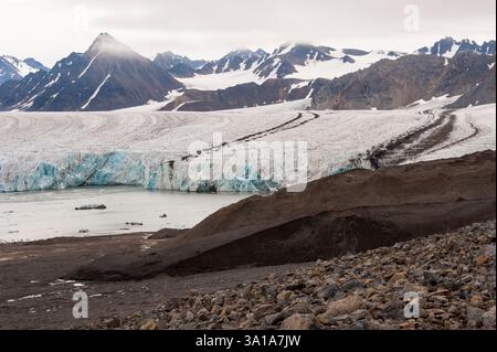 Vue sur le glacier du 14 juillet - Spitzberg Banque D'Images