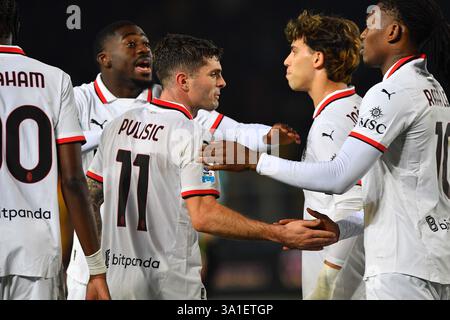 Lecce, Italie. 08 mars 2025. L’AC Milan célèbre le match de football Serie A Enilive entre l’US Lecce et l’AC Milan au stade via del Mare de Lecce, en Italie, samedi 08 mars 2025. (Crédit image : © ; Giovanni Evangelista/LaPresse) crédit : LaPresse/Alamy Live News Banque D'Images
