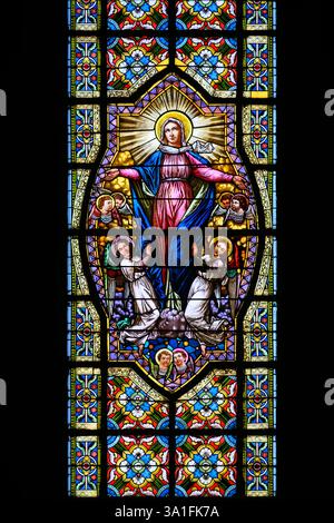 Assomption de la Vierge Marie. L'église de l'Assomption de la Vierge Marie - également connue sous le nom d'église Blumental - à Bratislava, Slovaquie. Banque D'Images