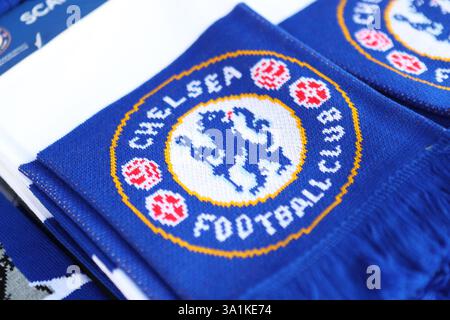 Londres, Royaume-Uni. 09 mars 2025. Marchandise Chelsea pendant le match de Chelsea FC contre Leicester City FC English premier League à Stamford Bridge, Londres, Angleterre, Royaume-Uni le 9 mars 2025 crédit : Megan Ewens/Every second Media crédit : Every second Media/Alamy Live News Banque D'Images