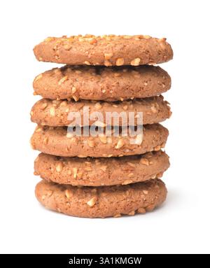 Pile de biscuits à l'avoine avec chapelure de noix isolé sur whit Banque D'Images