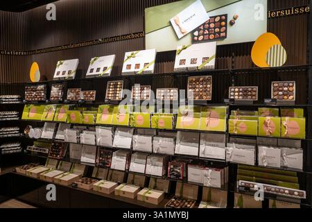 Laderach est un chocolatier suisse haut de gamme situé au 537 Fifth Avenue à New York, États-Unis, 2025 Banque D'Images