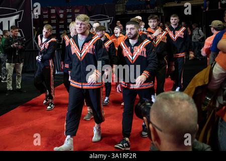 Tulsa, Oklahoma, États-Unis. 10 mars 2025. La lutte de l'État d'Oklahoma est présentée lors de la quatrième session des championnats de la Big 12 Wrestling 2025 au BOK Center à Tulsa, Oklahoma. (Crédit image : © Daniel McGregor-Huyer/ZUMA Press Wire) USAGE ÉDITORIAL SEULEMENT! Non destiné à UN USAGE commercial ! Banque D'Images