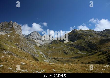 Paysage des montagnes Durmitor avec Bobotov Kuk - le point culminant du Monténégro Banque D'Images