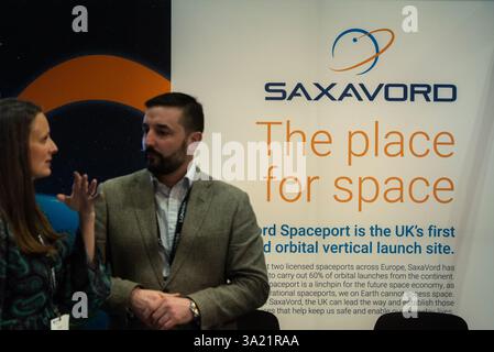 Excel London, Newham, Londres, Royaume-Uni. 11 mars 2025. Plus de 200 exposants exposent leurs produits liés à l'espace lors de l'événement avec plus de 150 conférenciers mondiaux qui prennent la parole pour discuter de l'avenir de l'industrie. Le Royaume-Uni vise à conquérir 10 % du marché spatial mondial d'ici 2030, avec un objectif de chiffre d'affaires annuel de 40 milliards de livres sterling Banque D'Images