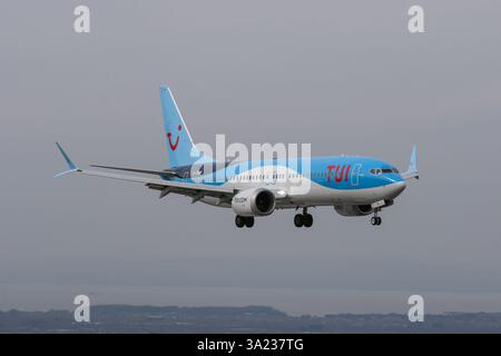 G-TUMF Boeing 737-8 TUI Airways Bristol Airport 08/03/2025 Banque D'Images