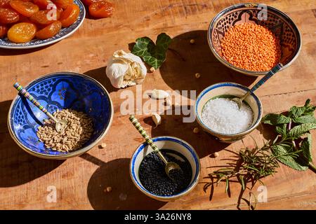 Ingrédients marocains de Tajine. Banque D'Images