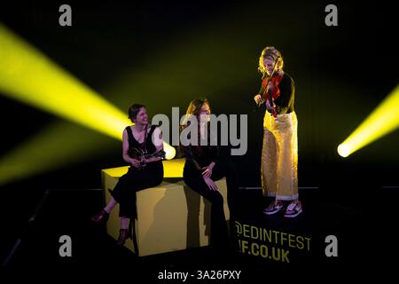 Édimbourg, Royaume-Uni. 12 mars 2025. EMBARGO : jeudi 13 mars à midi. Nicola Benedetti, directrice du festival, et des interprètes, blocs multi-niveaux/chunky avec le thème de cette année “Truth We Seek” Picture Credit : Pako Mera/Alamy Live News Banque D'Images