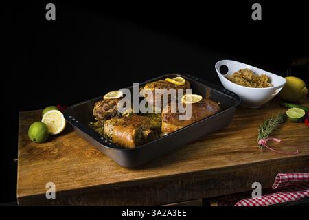 Os de porc rôtis croustillants du four Banque D'Images