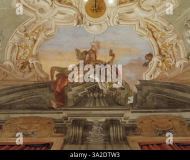 SIEG der Tugend über den Neid de Giovanni Battista Tiepolo dépeint l'allégorie de la vertu triomphant sur Envy. La peinture est une représentation saisissante de thèmes moraux dans le baroque intégré Banque D'Images