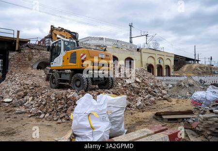 Berlin, Stadtbild, Umbau des Bahnhofs Berlin-Köpenick zum Regionalbahnhof, 13.03. 2025, *** Berlin, paysage urbain, conversion de la station Berlin Köpenick en station régionale, 13 03 2025, Copyright : xMatthiasxKochx Banque D'Images
