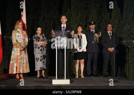 La duchesse d'Édimbourg (à gauche), la présidente de la République de Malte Myriam Spiteri Debono (deuxième à gauche) et la haute-commissaire britannique à Malte, Katherine Ward, écoutent le duc d'Édimbourg s'exprimer lors de la réception d'anniversaire du roi à la résidence du haut-commissaire britannique, Villa de Giorgio à Naxxar, le troisième jour d'une tournée royale à Malte pour marquer le 60e anniversaire de son indépendance et célébrer le patrimoine commun du pays et la collaboration continue avec le Royaume-Uni. Date de la photo : mercredi 9 octobre 2024. Banque D'Images