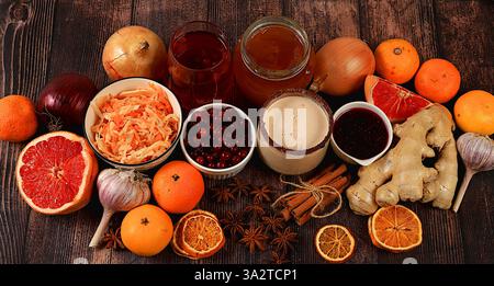 Des produits naturels sains avec de la vitamine C pour la grippe et le rhume. Sélectionnez des fruits et légumes frais et des ingrédients naturels pour renforcer le système immunitaire. Banque D'Images