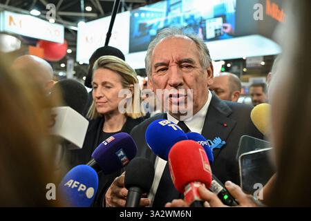 Lyon, France. 13 mars 2025. Le premier ministre François Bayrou visite le salon Global industrie à Lyon, France, le 13 mars 2025. Photo de Julien Reynaud/APS-médias/ABACAPRESS. COM Credit : Abaca Press/Alamy Live News Banque D'Images
