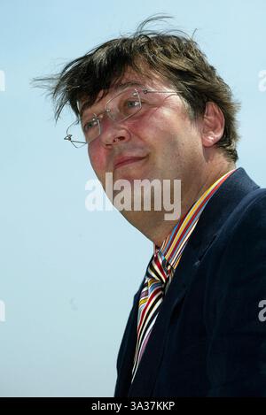 17 mars 2011 - Scarborough, North Yorkshire, Angleterre - STEPHEN Fry.ACTOR.FRANCE.CANNES FILM FESTIVAL, CANNES,.17/05/2002.DI2114.CREDIT:(crédit image : © Globe photos/ZUMAPRESS.com) Banque D'Images