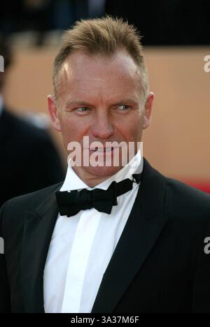 17 mars 2011 - Scarborough, North Yorkshire, Angleterre - STING. POP SINGER.FRANCE.CANNES FILM FESTIVAL, CANNES,.17/05/2002.DI2137.CREDIT :(crédit image : © Globe photos/ZUMAPRESS.com) Banque D'Images
