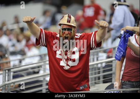 07 septembre 2014 : les fans de San Francisco se déguisent lors d'un match de football NFL entre les 49'rs de San Francisco et les Cowboys de Dallas au AT&T Stadium d'Arlington, TX(crédit image : © Albert Pena/Cal Sport Media/ZUMAPRESS.com) Banque D'Images