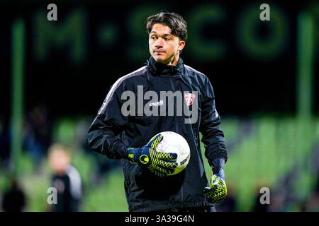 Dordrecht, pays-Bas. 14 mars 2025. DORDRECHT, 14-03-2025, stade M-scores, saison 2024/2025, Football, Keuken Kampioen Divisie . Match entre Dordrecht et VVV . Le gardien de but du FC Dordrecht Mannou Berger crédit : Pro Shots/Alamy Live News Banque D'Images
