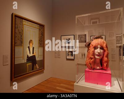 Intérieur de la National Portrait Gallery, y compris Portrait de la princesse Diana à Londres, mars 2025 Banque D'Images