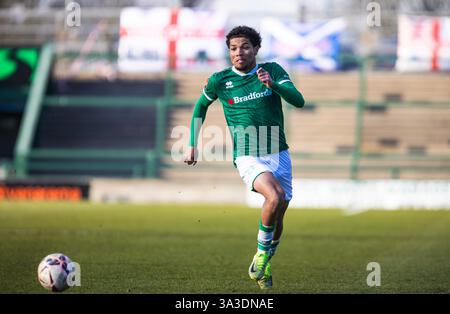 Yeovil, Somerset, Royaume-Uni. 15 mars 2025. Kyrell Wilson de Yeovil Town pendant le match de Ligue nationale au stade Huish Park, Yeovil photo de Martin Edwards/Alamy Live News 07880 707878 crédit : Martin Edwards/Alamy Live News Banque D'Images