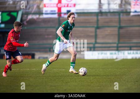 Yeovil, Somerset, Royaume-Uni. 15 mars 2025. Harvey Greenslade de Yeovil Town et y de York City pendant le match de Ligue nationale au stade Huish Park, Yeovil photo de Martin Edwards/Alamy Live News 07880 707878 crédit : Martin Edwards/Alamy Live News Banque D'Images