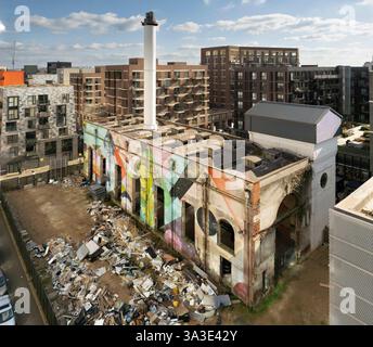 The Old Vinyl Factory est un complexe de bâtiments appartenant autrefois à la compagnie de musique britannique EMI à Hayes, dans le quartier londonien de Hillingdon Banque D'Images