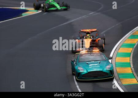 Melbourne, Australie. 16 mars 2025. La voiture de sécurité, lors du Grand Prix d'Australie Louis Vuitton de formule 1 2025, au circuit du Grand Prix Albert Park. Crédit : Alessio Morgese/Zsombor Toth/Emage/Alamy Live news Banque D'Images