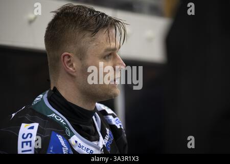 Eisarena Bremerhaven, Bremerhaven, Bremen, Christian Wejse (Fischtown Pinguins, #65), PENNY DEL, Fischtown Pinguins-Koelner haie le 16/03/2025 à l'EISA Banque D'Images