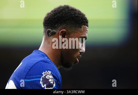 Photo du dossier datée du 01-12-2024 de Wesley Fofana de Chelsea. Chelsea a condamné les abus racistes dirigés contre Wesley Fofana et d'autres joueurs. Date d'émission : lundi 17 mars 2025. Banque D'Images
