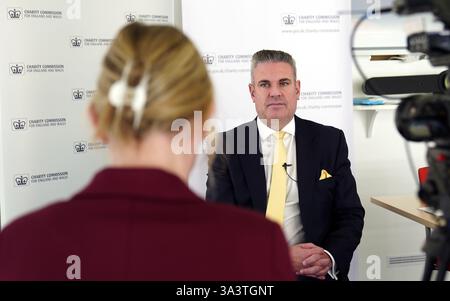 EMBARGO JUSQU'au 0001 JEUDI 21 NOVEMBRE le directeur général de la Commission de bienfaisance David Holdsworth s'adressant à l'agence de presse PA à Liverpool, avant la publication du rapport de la commission dans la Fondation Captain Tom. Date de la photo : mercredi 20 novembre 2024. Banque D'Images