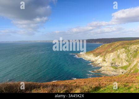 Vue sur Whitsand Bay depuis rame Head, Cornwall, Angleterre, Royaume-Uni Banque D'Images