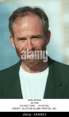 4 septembre 1996 - Scarborough, North Yorkshire, Angleterre - RON RIFKIN.ACTOR.04/09/1996.H10C28C.CREDIT : ALLSTAR/(Credit image : © Globe photos/ZUMAPRESS.com) Banque D'Images