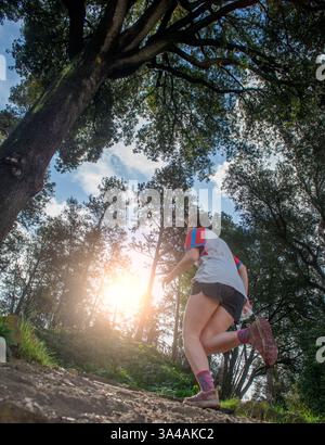 Entraînement de coureur de marathon dans un parc à Rome Banque D'Images