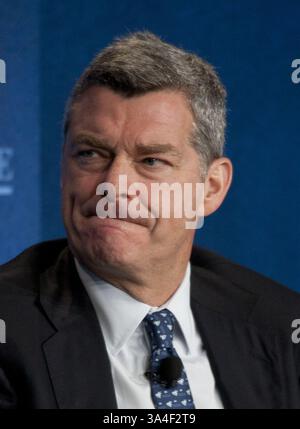 25 mai 2014 - Beverly Hills, Californie, Etats-Unis - Antony Ressler prépare une offre pour l'achat des Clippers de Los Angeles, selon le New York Post. Dimanche 25 mai 2014 PHOTO DE DOSSIER : Antony Ressler associé fondateur, Ares Management LLC lors de la conférence mondiale du Milken Institute qui s'est tenue le lundi 30 2012 avril à l'hôtel Hilton de Beverly Hills, Californie. (Crédit image : © Prensa Internacional/ZUMAPRESS.com) Banque D'Images