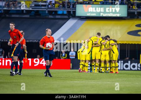 20 septembre 2014 - Columbus, OH, États-Unis d'Amérique - Columbus Crew se caucus avant le match de football de la MLS entre New England Revolution et Columbus Crew au Columbus Crew Stadium, à Columbus OHIO. 20 septembre 2014 - Dorn BYG/CSM(crédit image : © Dorn BYG/Cal Sport Media/ZUMAPRESS.com) Banque D'Images