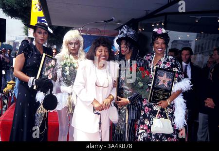 12 avril 2006 - The Pointer Sisters et maman. MICHAEL FERGUSON / 1994.JUNEPOINTERRETRO(Image Crédit : © Globe Photos/ZUMAPRESS.com) Banque D'Images