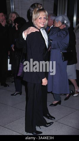 24 AOÛT 2007 - K15573TM.THE FILM SOCIETY GALA HOMMAGE À MIKE NICHOLS, AVERY FISHER HALL, NEW YORK 05-03-1999.TWIGGY. TRICIA MEADOWS- 1999(crédit image : © Globe photos/ZUMAPRESS.com) Banque D'Images
