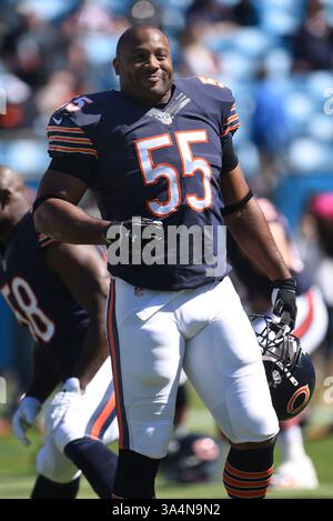 05 octobre 2014 : les Chicago Bears sortent du linebacker lance Briggs #55 avant le match de football NFL entre les Chicago Bears et les Carolina Panthers au Bank of America Stadium, Charlotte, Caroline du Nord. (Crédit image : © Evan Pike/Cal Sport Media/ZUMAPRESS.com) Banque D'Images