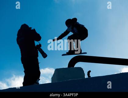 19 janvier 2015 - Kreischberg, Styrie, Autriche - un athlète non identifié participe à la qualification de snowboard Slopestyle aux Championnats du monde de ski freestyle et de snowboard 2015 à Kreischberg, Autriche, le 19 janvier 2015 (crédit image : © Christian Bruna/ZUMA Wire/ZUMAPRESS.com) Banque D'Images