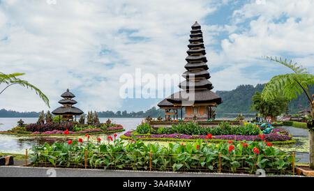 Temple Pura Ulundanu Beratan, Bali, Indonésie Banque D'Images